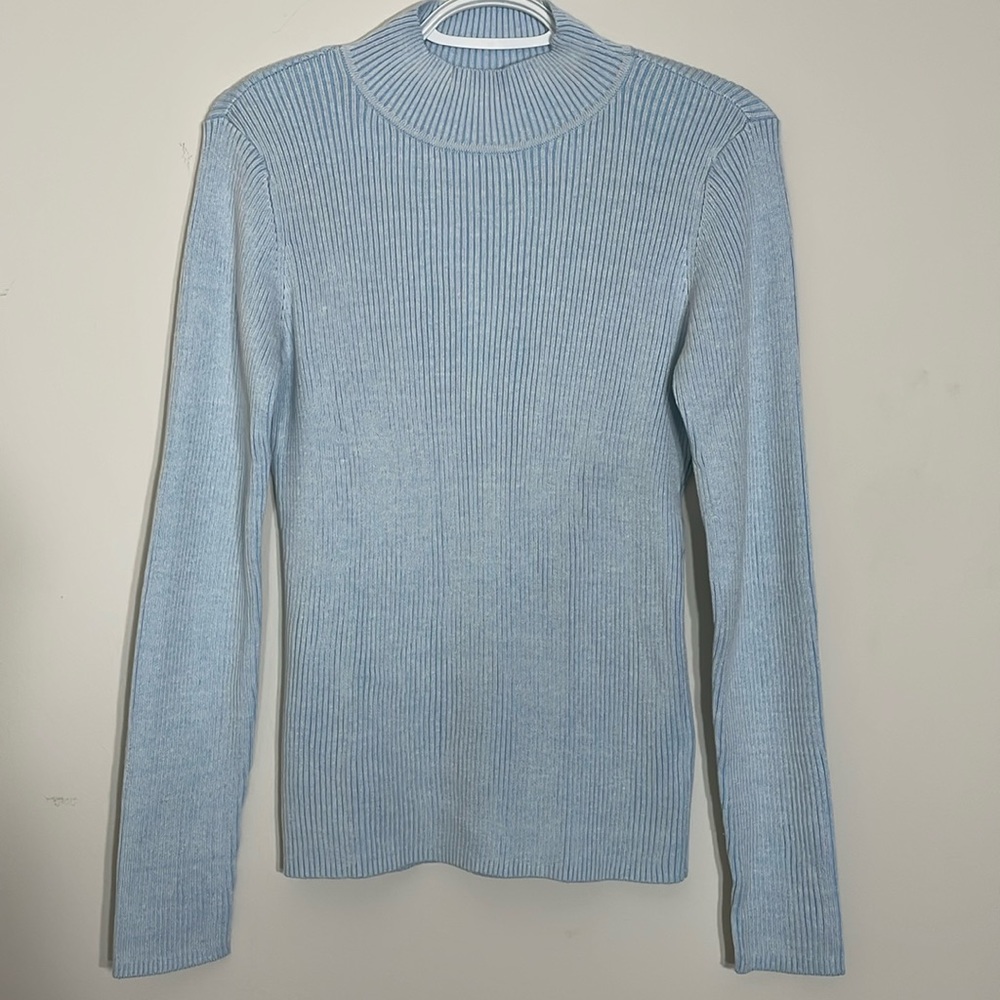INSPIRED STYLE  SPANNER WOMEN SWEATERS Size M Color soft blue off white NWT